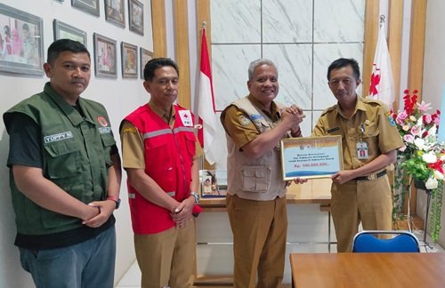 Pemkab Karanganyar Bantu Korban Banjir Demak