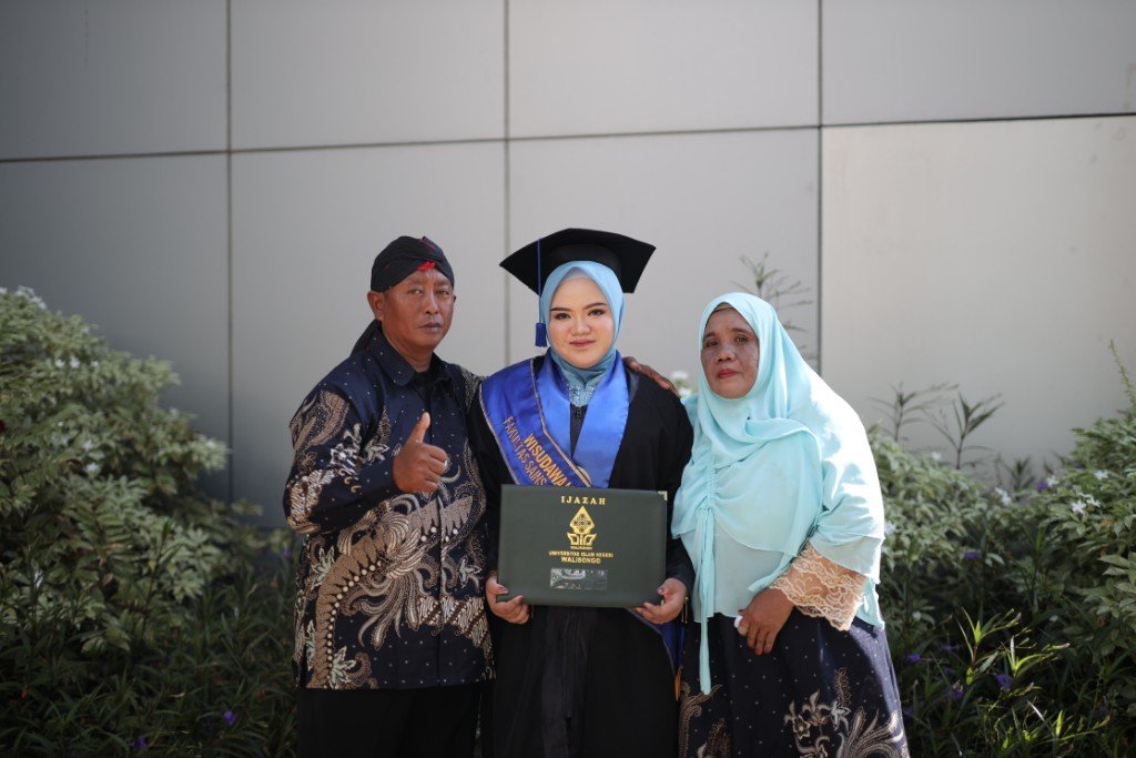 0F9A7208_copy_1024x683