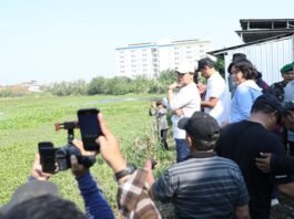 Wali Kota Semarang Agustina meninjau lokasi alternatif yang diproyeksikan sebagai TPS baru