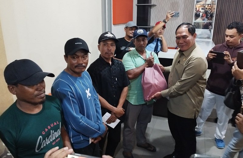 Bambang Haryo saay memberikan apresiasi dan penghargaan