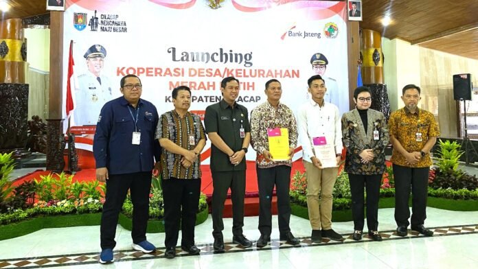 Peluncuran 284 koperasi desa dan kelurahan di Kabupaten Cilacap. (Foto : Dok Bank Jateng)