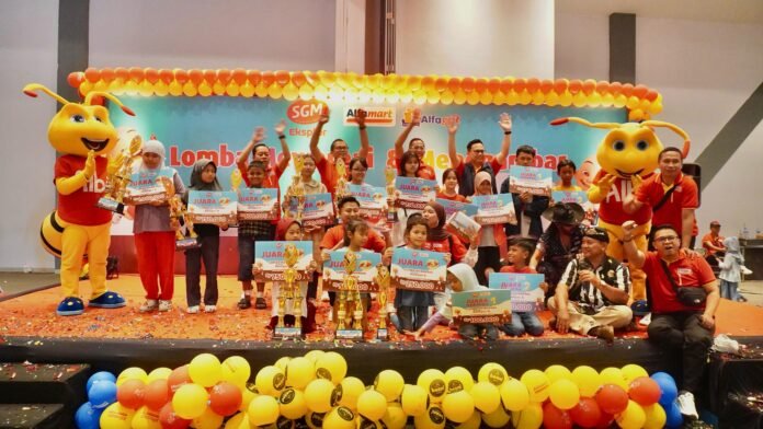1.000 anak mengasah kreativitas melalui ajang lomba mewarnai dan menggambar, Minggu (20/07/2025). (Foto : Dok Alfamart)