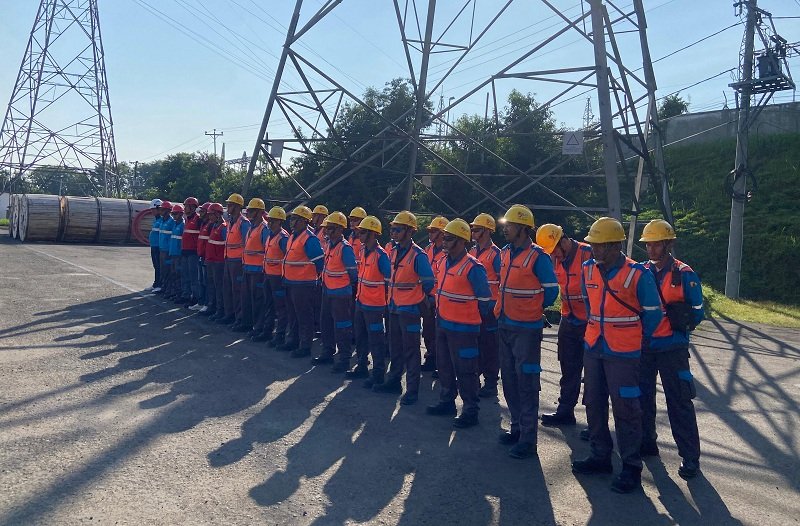PLN UP3 Semarang PLN UP3 Semarang mensiagakan 290 Personil Yantek