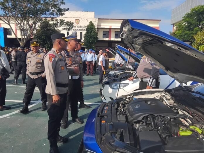 Wakapolres Karanganyar cek mobil personel