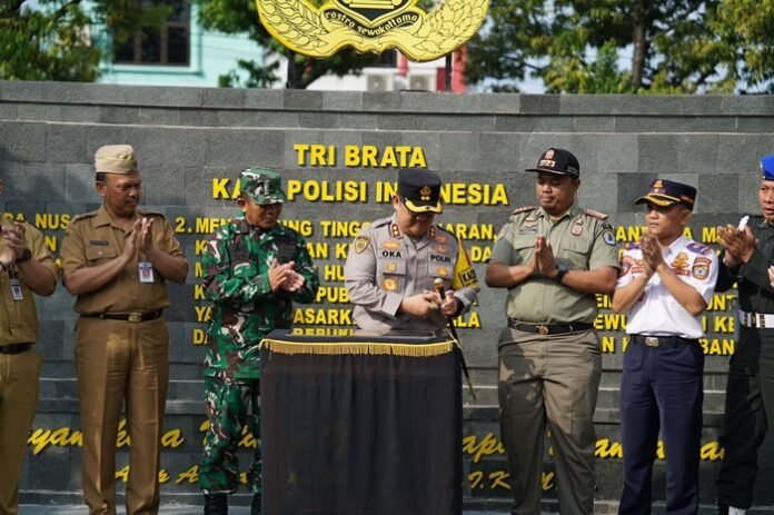 Kapolres Brebes resmikan lapangan usai gelar pasukan