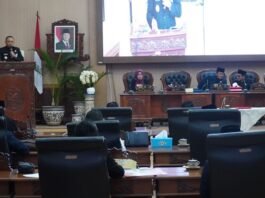 Rapat paripurna yang dihadiri semua fraksi DPRD Kota Tegal