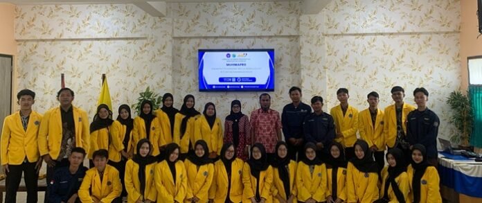 Pengurus HMPS BK berfoto bersama