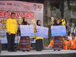 Kab Purworejo ketika menerima tropi juara umum Jambore Anak Jateng 2025