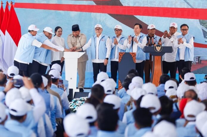 Presiden Prabowo Subianto dan Gubernur Jateng Ahmad Luthfi