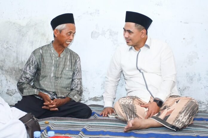 Taj Yasin dan guru madin Demak