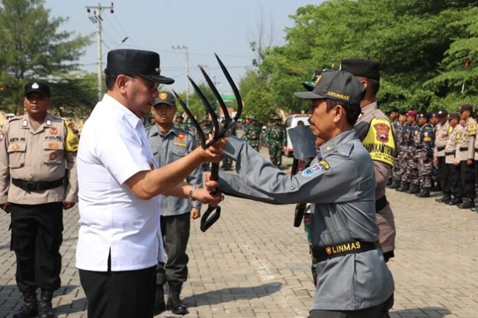 Wali Kota Tegal Dedy Yon ketika membuka TMMD Sengkuyung