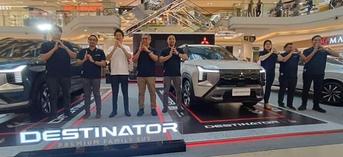 Mobil baru Mitsubishi Destinator ketika peluncuran