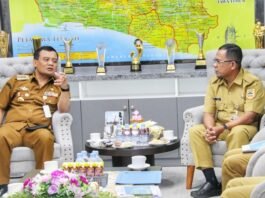 Gubernur Jateng Ahmad Luthfi ketika menerima audiensi Kepala Dinas Pendidikan dan Kebudayaan Jawa Tengah, Sadimin.