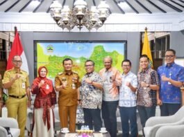 Gubernur Jateng Ahmad Luthfi ketika menerima audiensi KPID Jateng