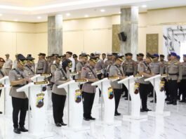 Upacara sertijab di Gedung Borobudur Mapolda Jateng