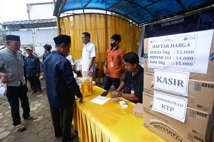 Kebutuhan bahan pokok beras, minyak dan lain lain