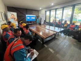 37 petugas Yantek dari berbagai Unit Layanan Pelanggan (ULP) di bawah naungan PLN UP3 Semarang