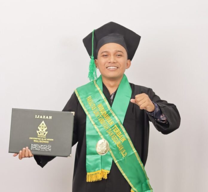 Iqbal Ahsanul Aula, mahasiswa UIN Walisongo Semarang. (Foto : Dok UIN Walisongo)