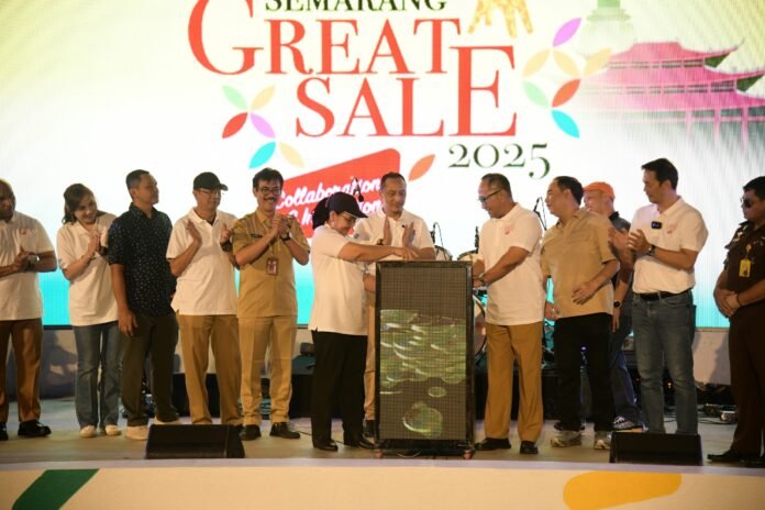 Pembukaan Semarang Great Sale 2025, Senin (04/08/2025). (Foto : Dok Pemkot Semarang)