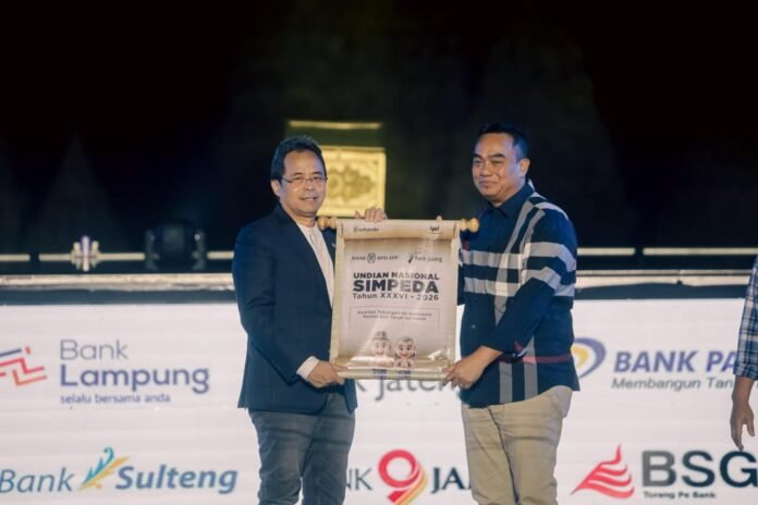 Penarikan Undian Tabungan Simpeda Periode ke-1 Tahun XXXVI-2025 bertajuk “Kemilau Tabungan Se-Indonesia, Rezeki dari Tanah Istimewa” di Candi Prambanan, Kamis, (07/08/2025). (Foto : Dok Asbanda)