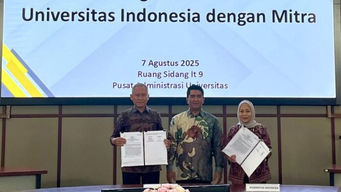 Penandatanganan perjanjian kerja sama (PKS) antara Bank Jateng dan Universitas Indonesia. (Foto : Dok Bank Jateng)