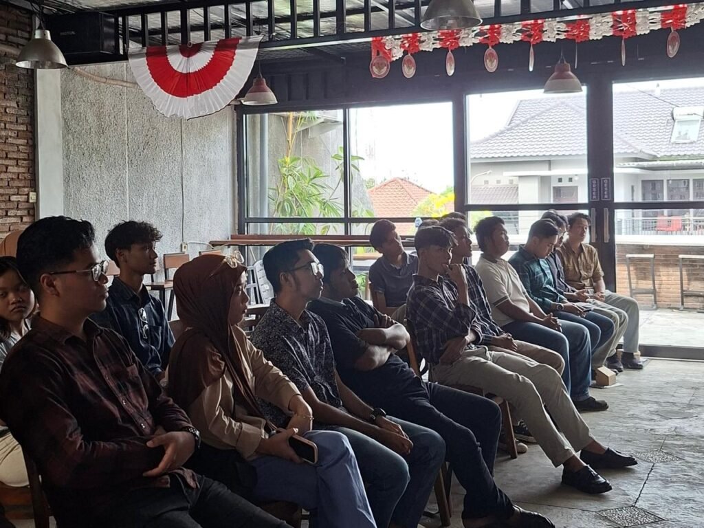 FGD bertema Penyebarluasan Informasi Peluang, Mekanisme, dan Prosedur Kerja. (Foto : Dok DPRD Jateng)