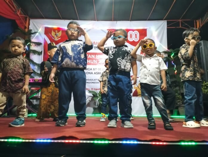 Pacu jalur anak anak di Semarang. (Foto : Dokumen)