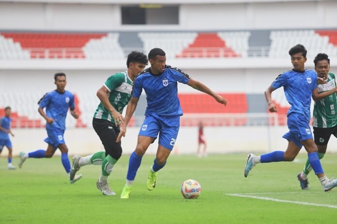 striker psis camilo sanchez