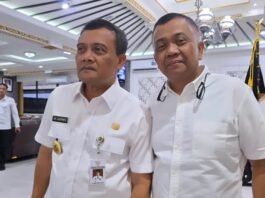 Owner Kendal Tornado FC Junianto ketika bertemu Gubernur Jateng Ahmad Luthfi