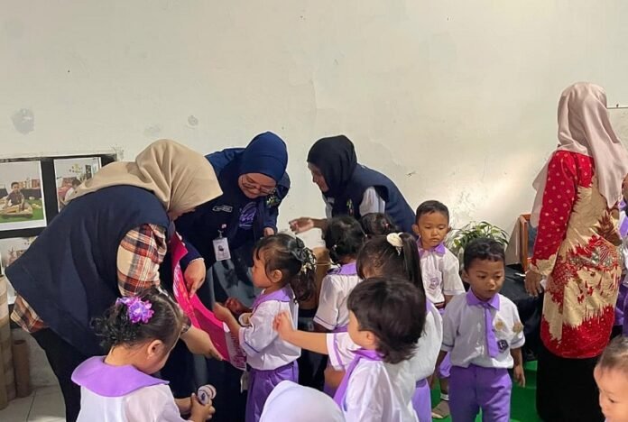 Tim KKN Undip melaksanakan program edukasi kesehatan mental bagi anak dan remaja