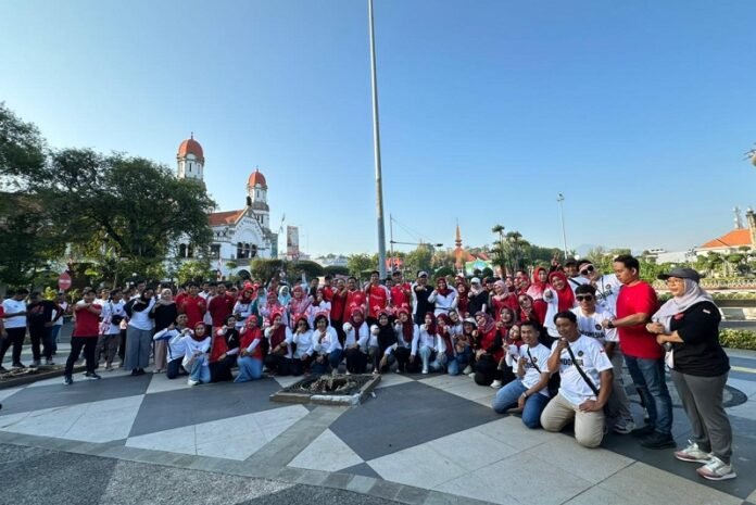 Jalan sehat diikuti oleh seluruh pegawai beserta Tenaga Alihdaya PLN se-UP3 Semarang