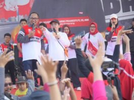 Wali Kota Semarang Agustina bersama Wakil Wali Kota Semarang Iswar