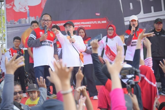 Wali Kota Semarang Agustina bersama Wakil Wali Kota Semarang Iswar