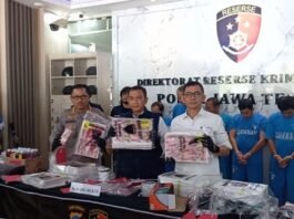 Ditreskrimum Polda Jateng ketika gelar kasus sindikat uang palsu