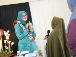 Ketua PKK Jateng Nawal Arafah Yasin membuka Pelatihan Rabu Pon di Desa Watuduwur, Kecamatan Bruno