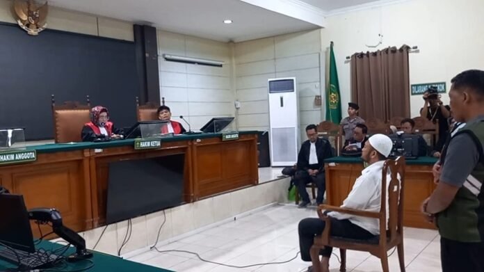 Sidang putusan terdakwa Robig Zainudin di PN Semarang