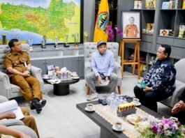 Gubernur Jateng Ahmad Luthfi ketika bersama Komekraf