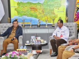 Gubernur Jateng Ahmad Luthfi ketika menemui Direktur PT PRPP Jawa Tengah, Heri Kristanto