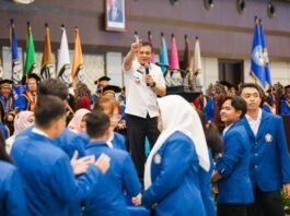 Gubernur Jateng Ahmad Luthfi ketika di acara penerimaan mahasiswa baru Undip