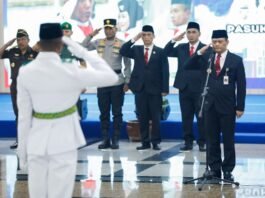 Gubernur Jateng Ahmad Luthfi dan Wakil Gubernur Taj Yasin Maimoen ketika pengukuhan Paskibraka Jawa Tengah 2025