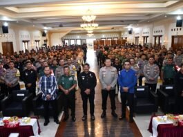 Kapolres Karanganyar AKBP Hadi Kristanto, Bupati Rober Christanto serta jajaran usai menggelar Jam Pimpinan Tiga Pilar.
