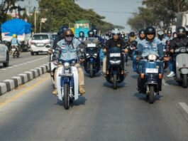 Gubernur Jateng Ahmad Luthfi (kiri) dan Wakil Gubernur Jateng Taj Yasin Maimoen ketika touring dari Semarang ke Demak