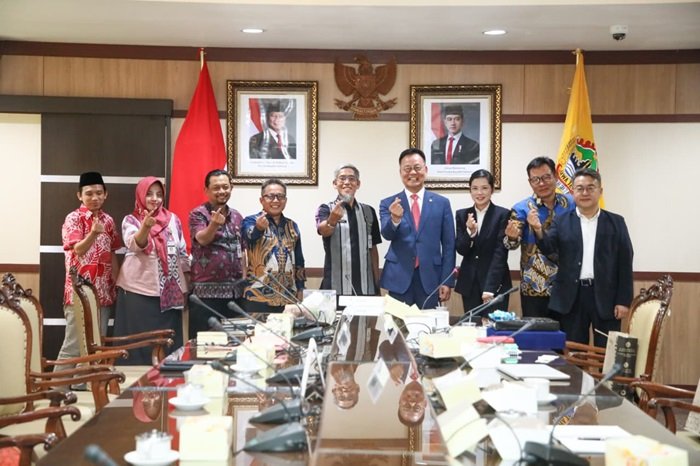 WhatsApp Image 2025-08-26 at 17.07.17 Sekda Jateng Sumarno ketika menerima kunjungan delegasi Universitas Seowon di Kantor Gubernur Jateng, Selasa (26/8/2025).