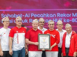 Pembuatan 5.000 puisi berbahasa daerah menggunakan Sahabat-AI untuk menyemarakkan HUT ke-80 RI.. (Foto : Dok INDOSAT)