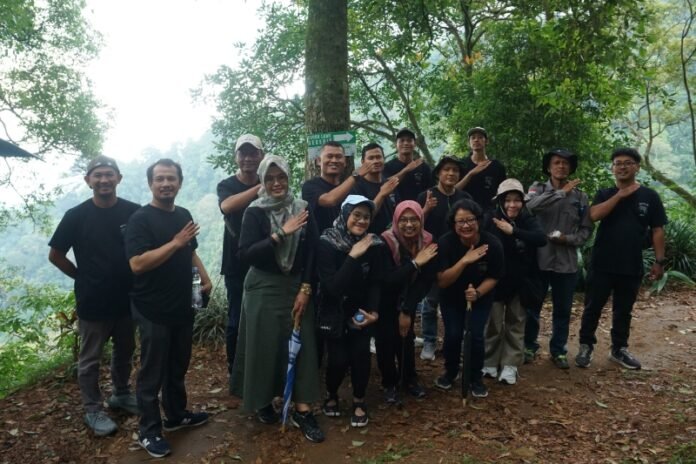 Foto bersama media dan PLN Indonesia Power
