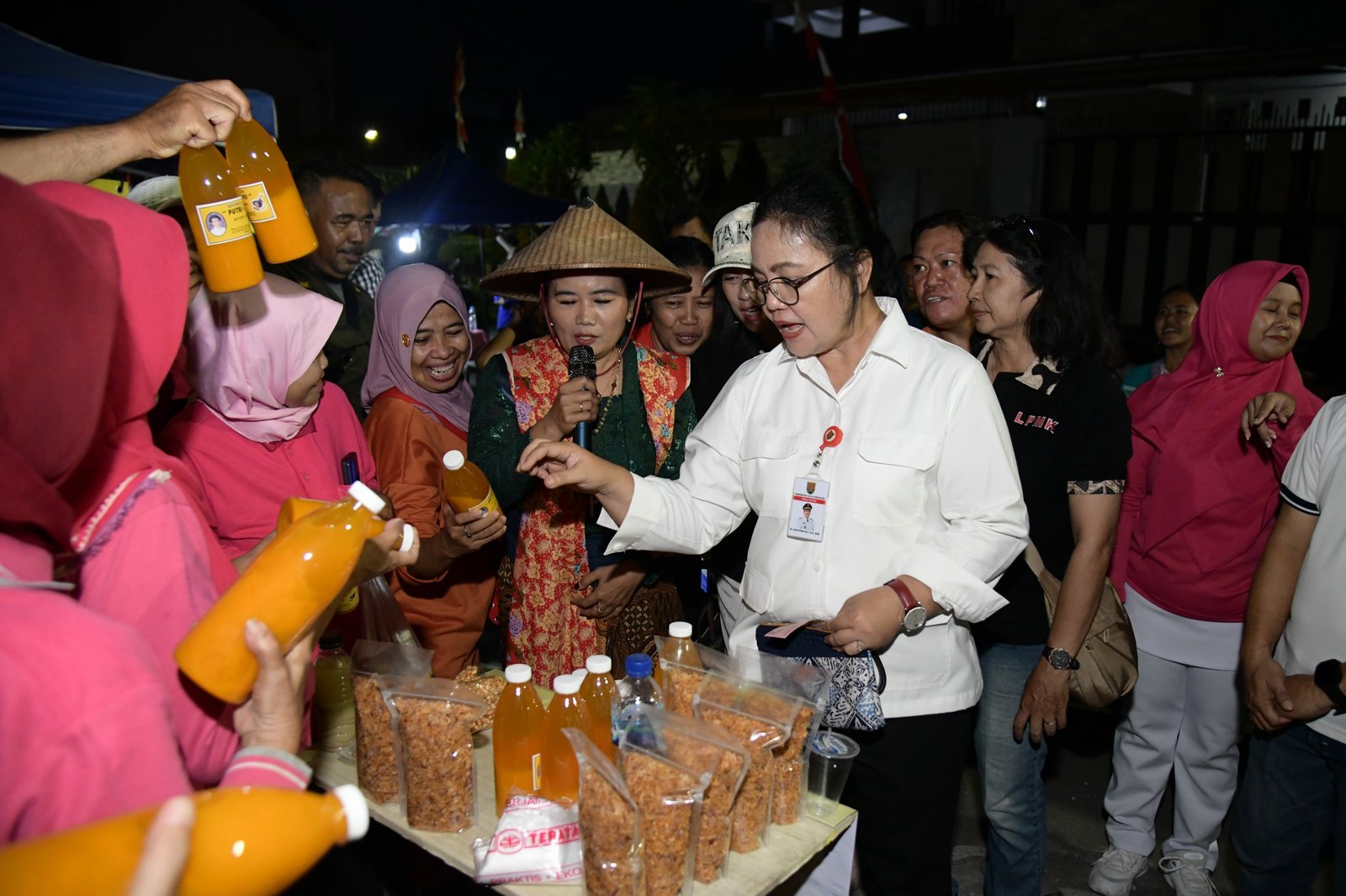 Agustina Pasar tiban UMKM Lamper Lor, Sabtu (30/08/2025). (Foto : Dok Pemkot Semarang)