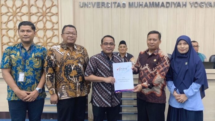 Kerja sama antara Bank Jateng Syariah dengan Universitas Muhammadiyah Yogyakarta. (Foto : Dok Bank Jateng)