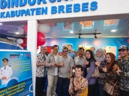 Wakil Bupati Brebes ketika membuka Gebyar Bumiayu Fair 2025