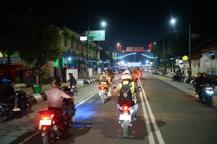Polres Pemalang ketika patroli skala besar