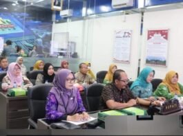 Bupati Karanganyar Rober Christanto memaparkan inovasi Sedap Betul Jamuku dihapan dewan juri, Selasa (2/9/2025).